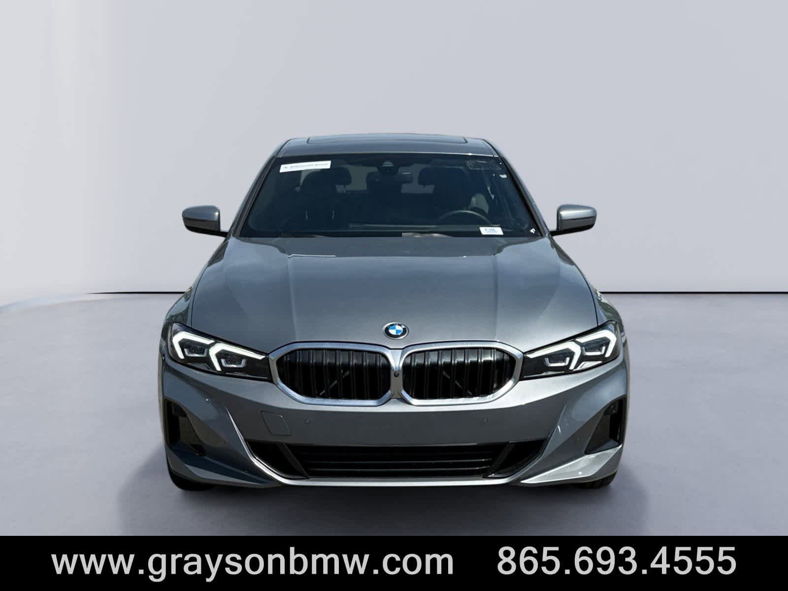 Used 2024 BMW 330i xDrive Sedan w/ Premium Package AWD/4WD image 8
