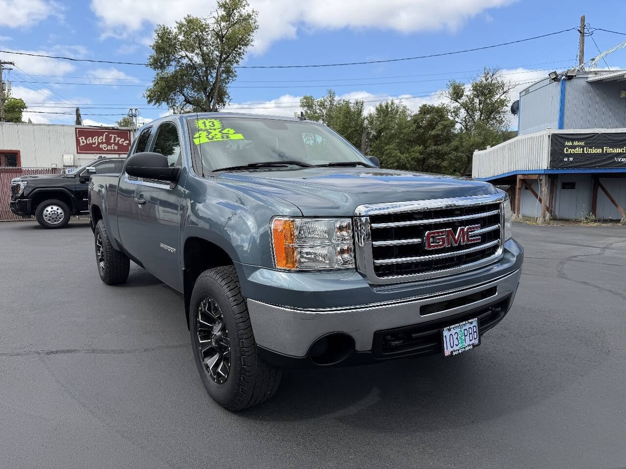 Used 2013 GMC Sierra 1500 SL AWD/4WD image 2