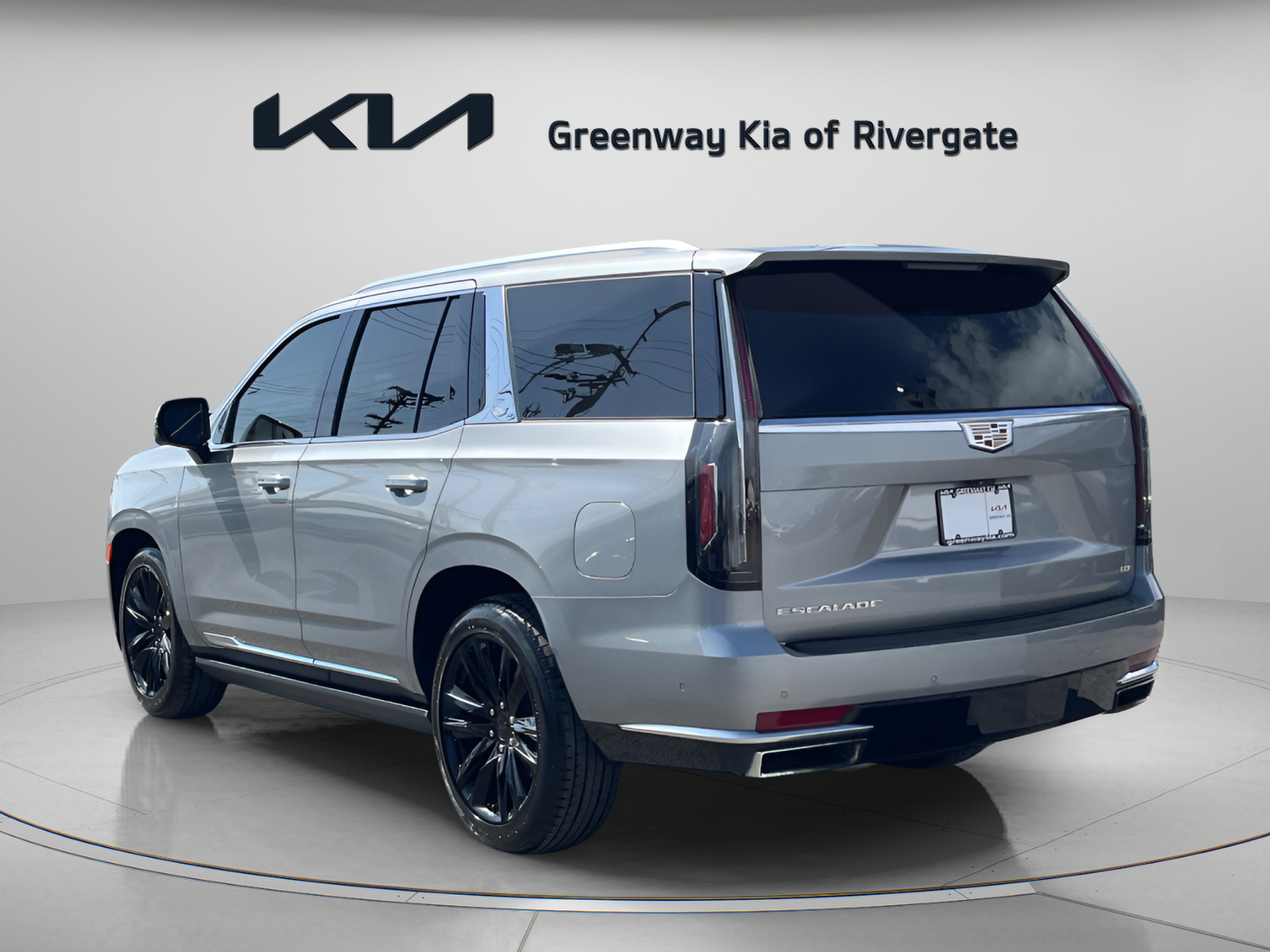 Used 2024 Cadillac Escalade Premium Luxury w/ Performance Package AWD/4WD image 5