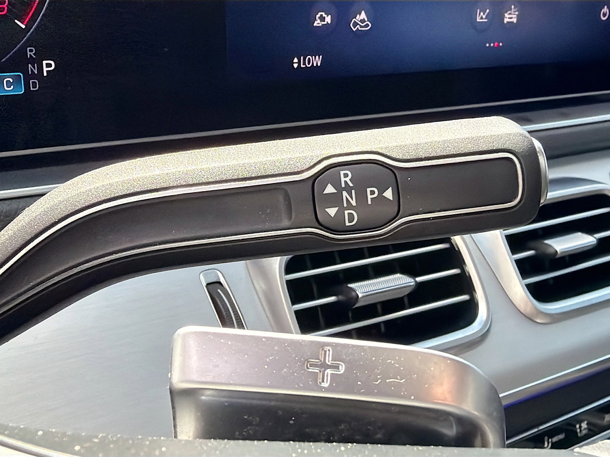 Used 2024 Mercedes-Benz GLS 450 4MATIC image 31