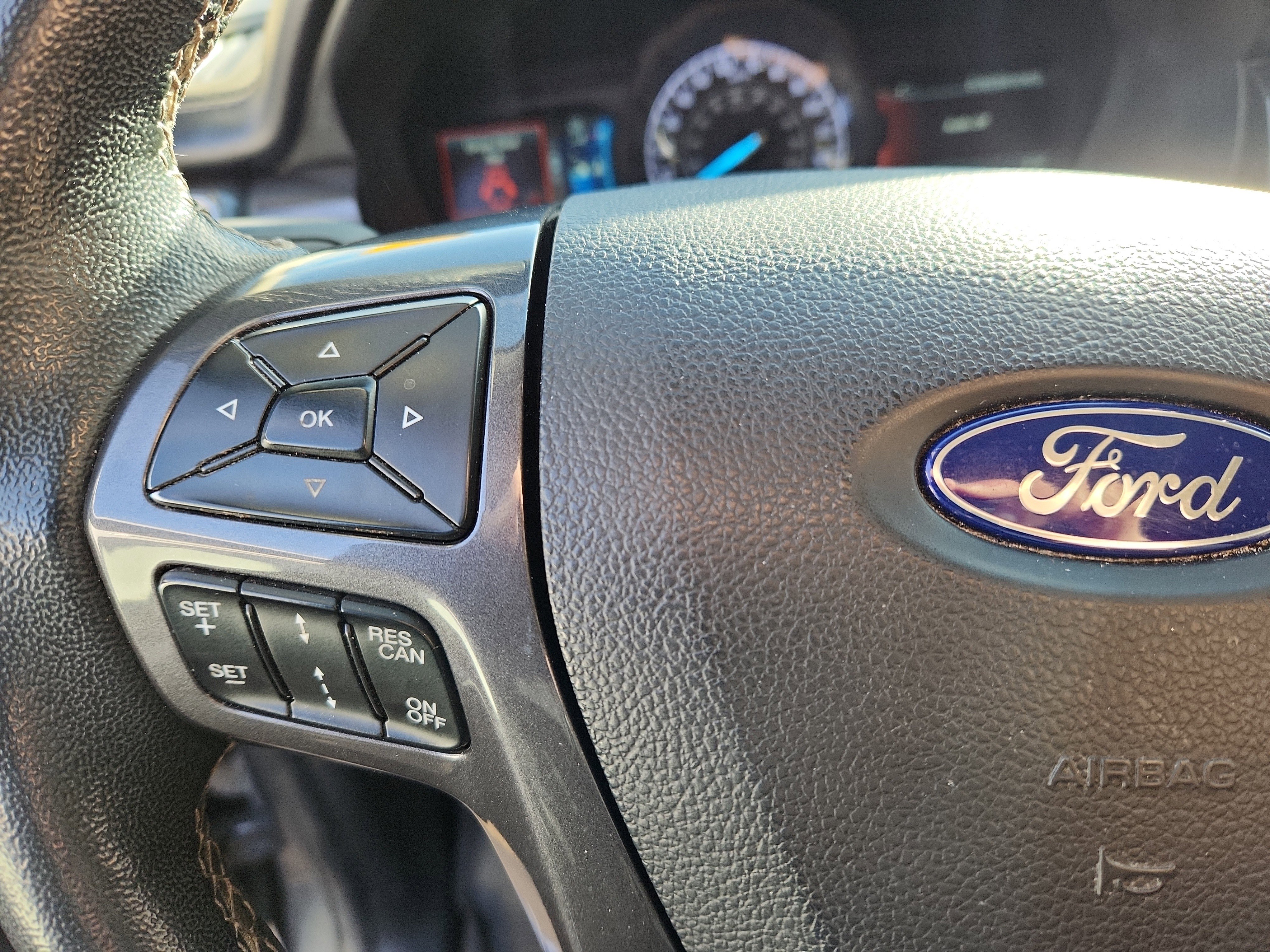 Used 2019 Ford Ranger Lariat w/ Equipment Group 501A Mid image 9