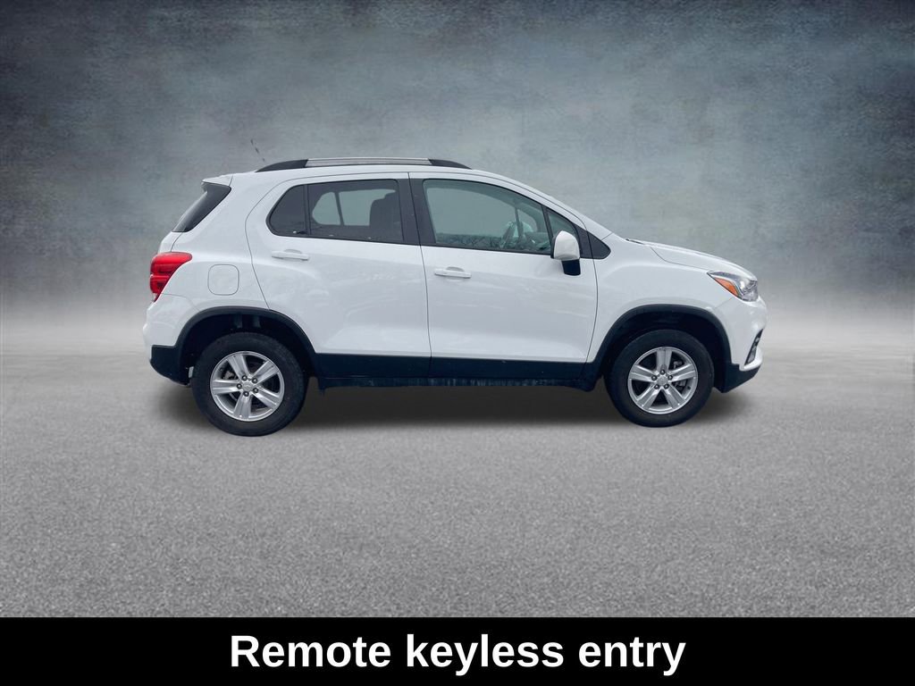 Used 2022 Chevrolet Trax LT w/ Driver Confidence Package image 8