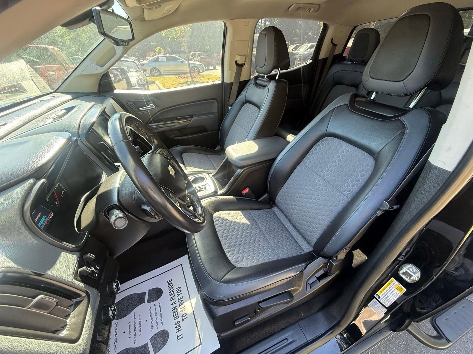 Used 2016 Chevrolet Colorado Z71 AWD/4WD image 23