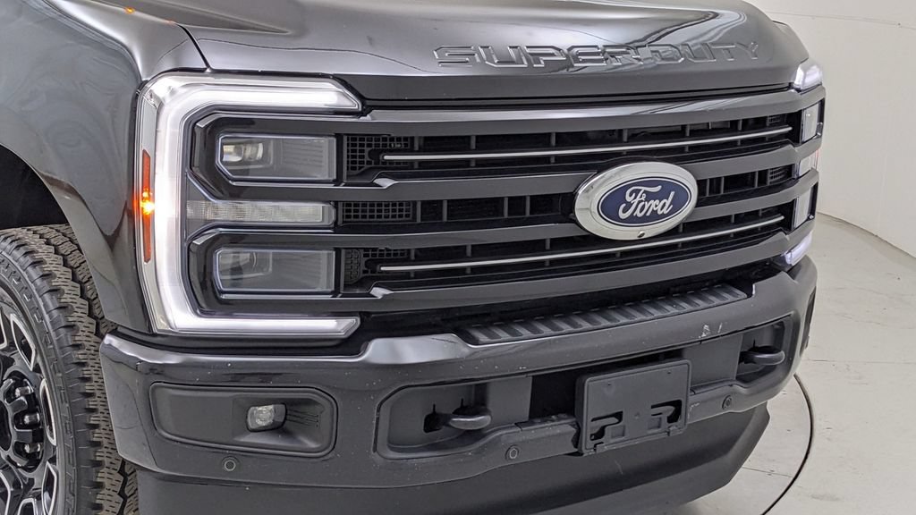 Certified 2025 Ford F250 Platinum AWD/4WD image 46