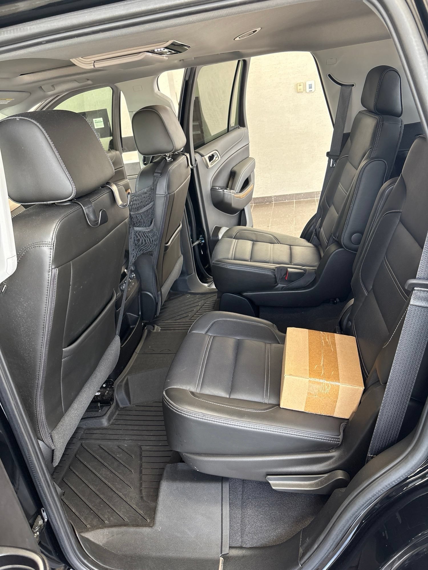 Used 2020 GMC Yukon Denali w/ Denali Ultimate Package AWD/4WD image 6