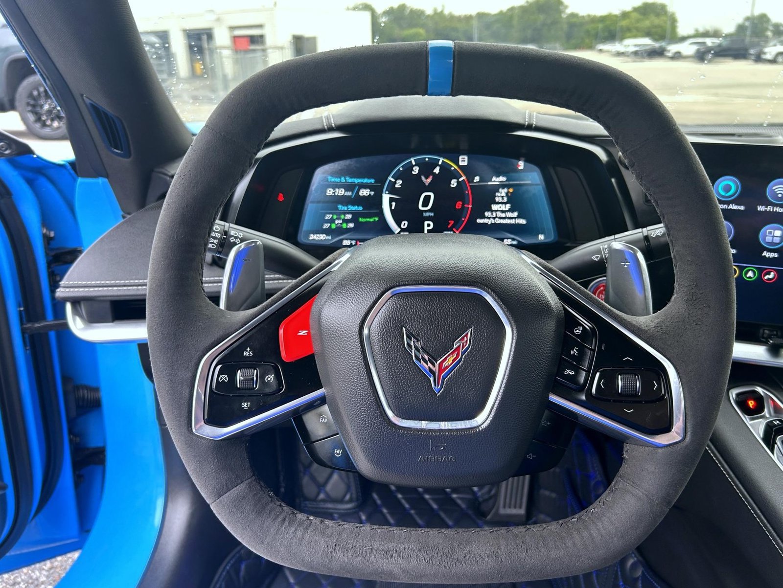Used 2023 Chevrolet Corvette Stingray Preferred Conv w/ Z51 Performance Package RWD image 11