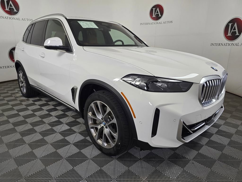 Used 2024 BMW X5 xDrive40i w/ Parking Assistance Package