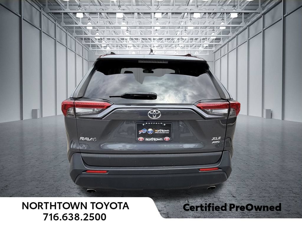 Used 2021 Toyota RAV4 XLE Premium AWD/4WD image 24