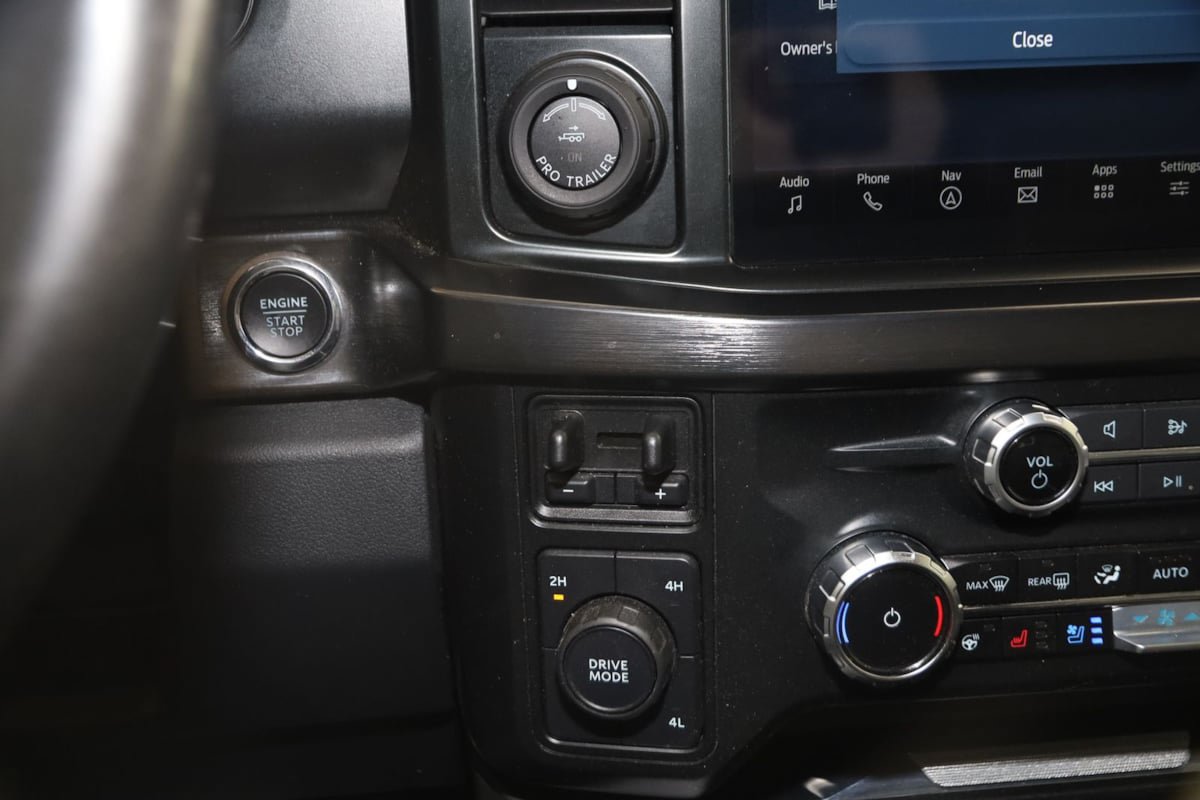 Used 2023 Ford F250 Lariat w/ Lariat Ultimate Package AWD/4WD image 28
