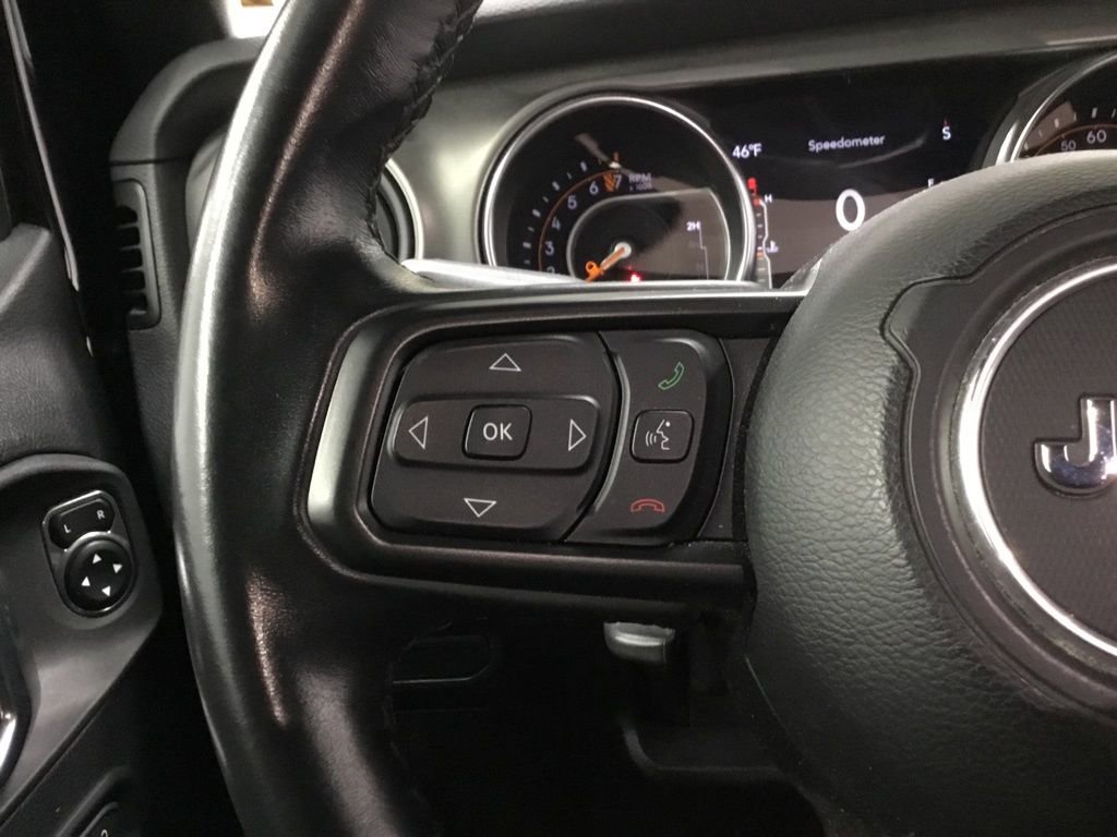 Used 2021 Jeep Gladiator Willys image 32