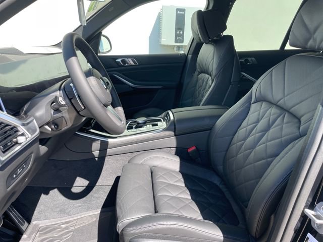 New 2026 BMW X5 xDrive40i w/ M Sport Package image 8