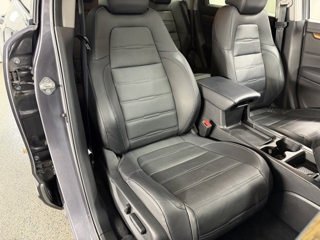 Used 2019 Honda CR-V Touring image 24