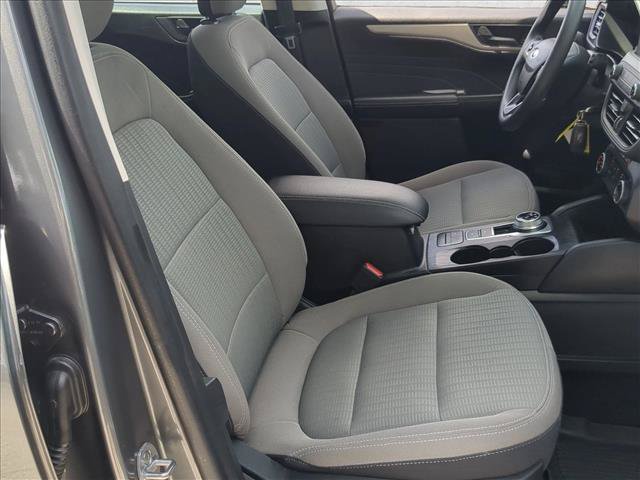 Used 2022 Ford Escape S AWD/4WD image 19