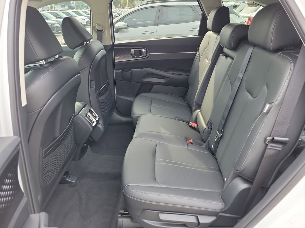 New 2026 Kia Sorento S image 15
