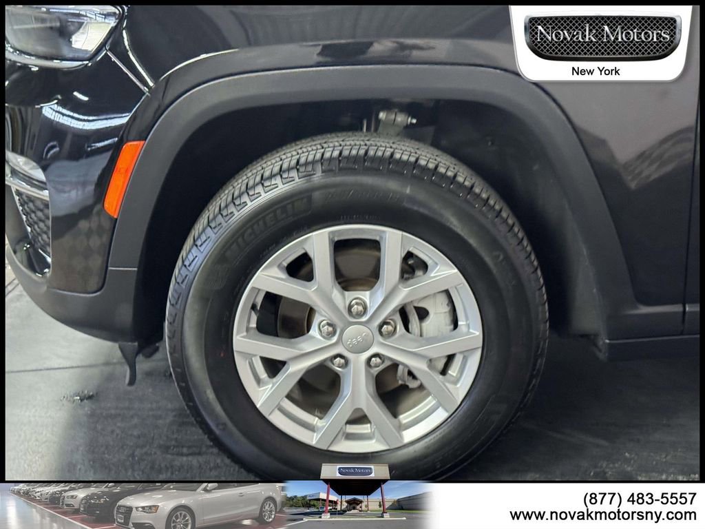 Used 2023 Jeep Grand Cherokee Limited image 5