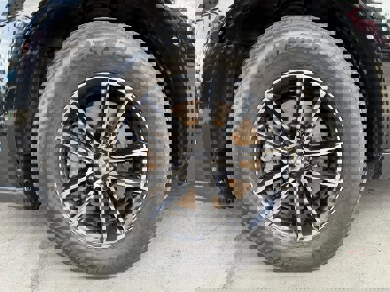 Used 2019 Dodge Journey SE w/ Premium Group image 39