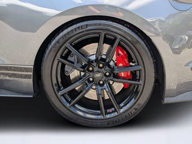 Used 2020 Ford Mustang Shelby GT500 w/ Technology Package RWD image 11