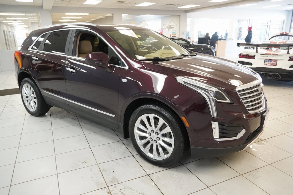 Used 2018 Cadillac XT5 Platinum w/ Driver Assist Package image 17