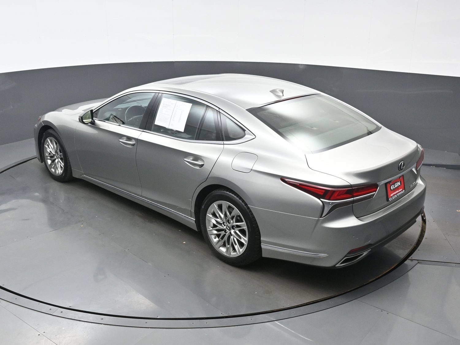 Used 2019 Lexus LS 500 AWD w/ Accessory Package (Z2) image 40