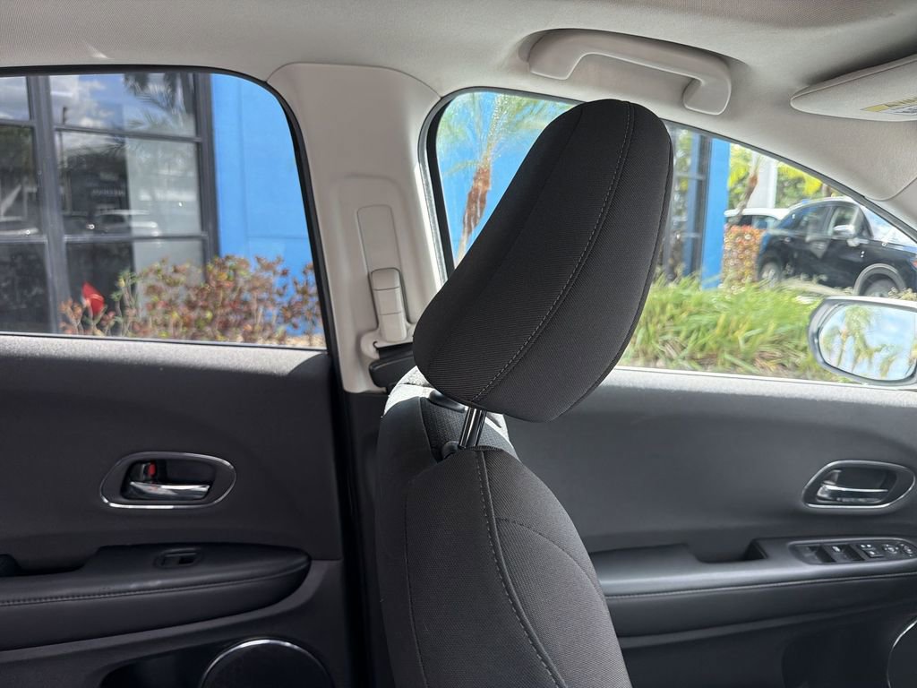 Certified 2022 Honda HR-V EX image 16