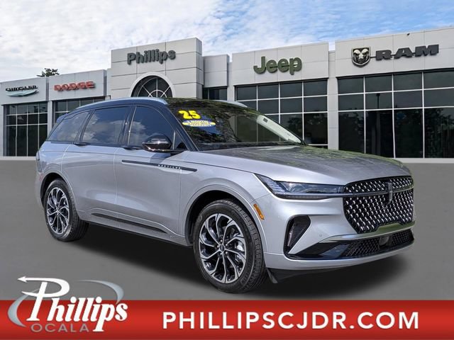 Used 2025 Lincoln Nautilus Reserve