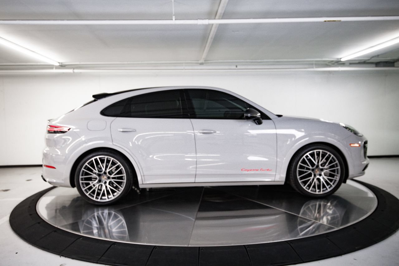 Certified 2022 Porsche Cayenne Turbo AWD/4WD image 8