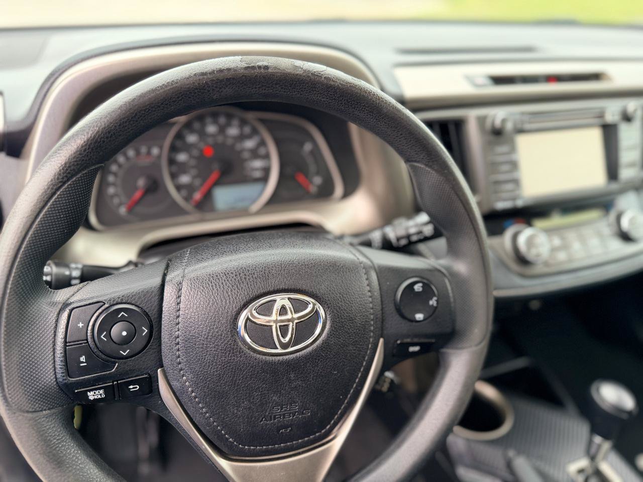 Used 2015 Toyota RAV4 XLE FWD image 12