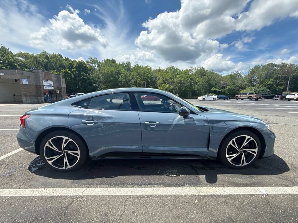 Used 2022 Audi e-tron GT Prestige AWD/4WD image 4