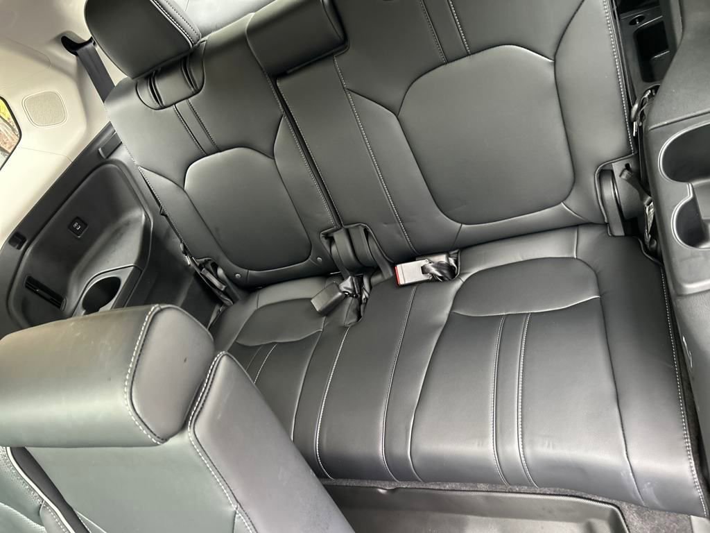 Used 2025 Honda Pilot Elite image 18