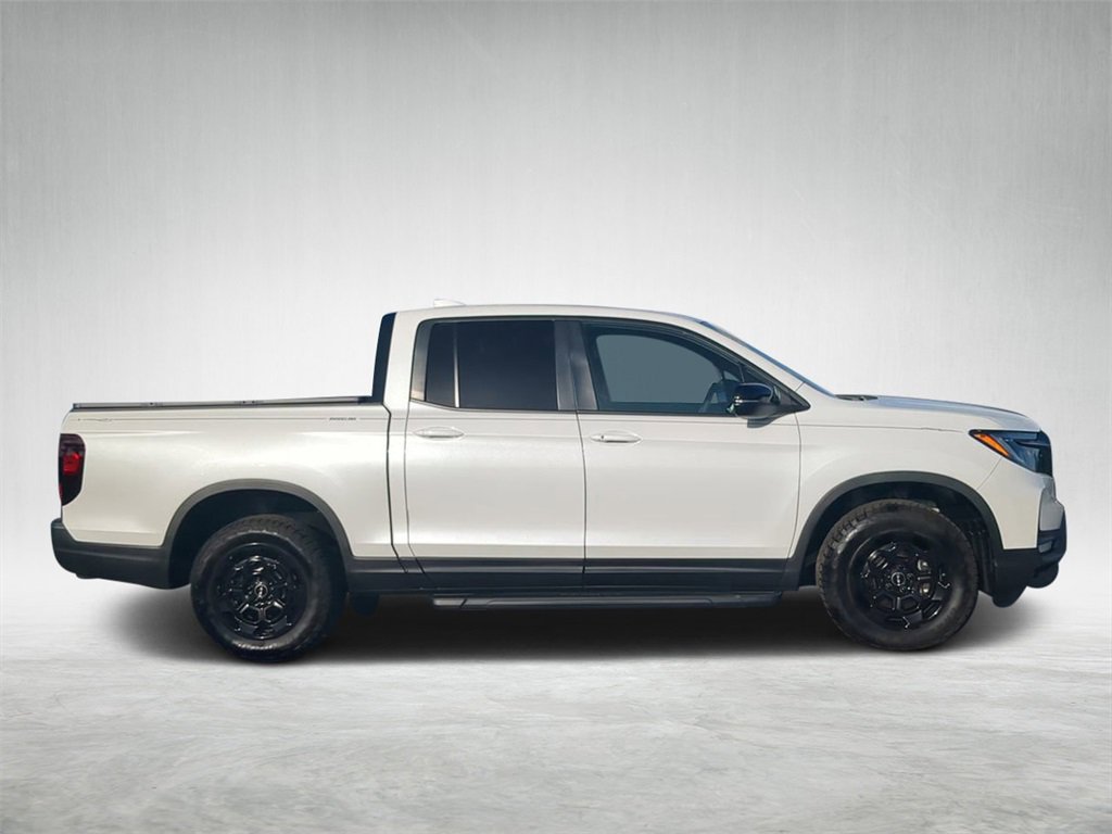 Certified 2025 Honda Ridgeline TrailSport+ image 2