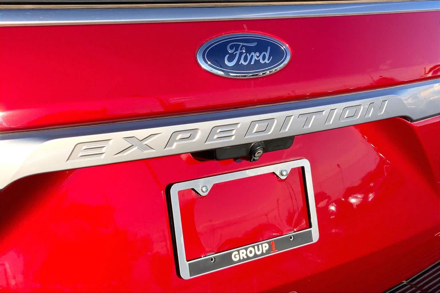Used 2018 Ford Expedition Platinum RWD image 31