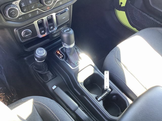 Used 2024 Jeep Wrangler Sport S image 17