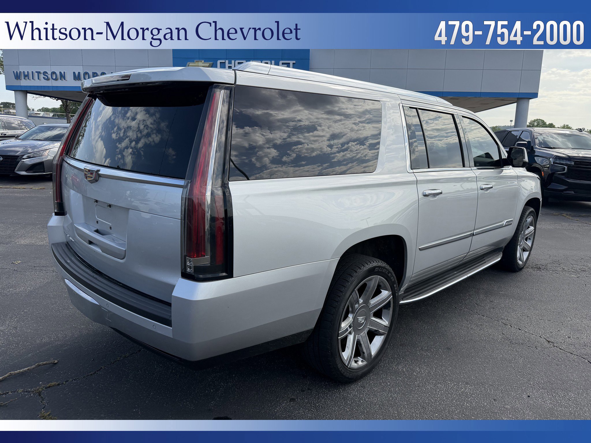 Used 2016 Cadillac Escalade ESV Luxury RWD image 6