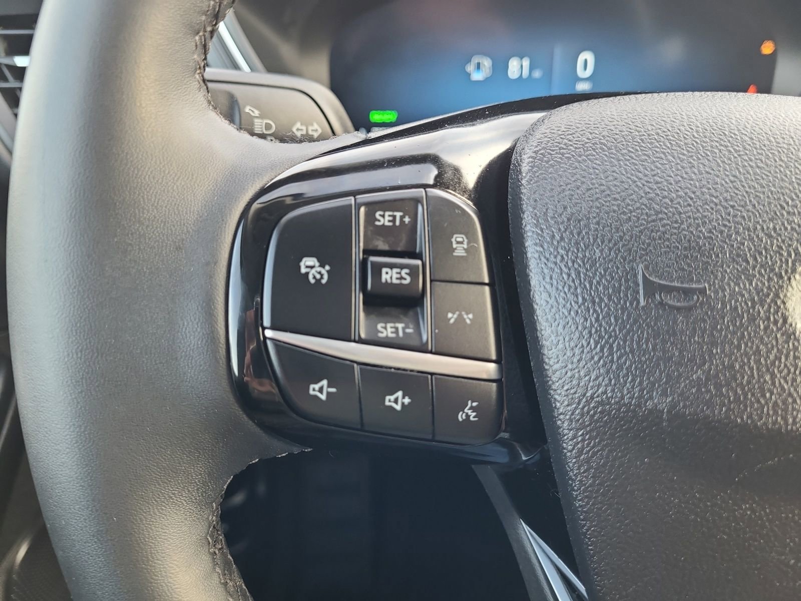 Used 2023 Ford Escape Platinum w/ Premium Technology Package image 29