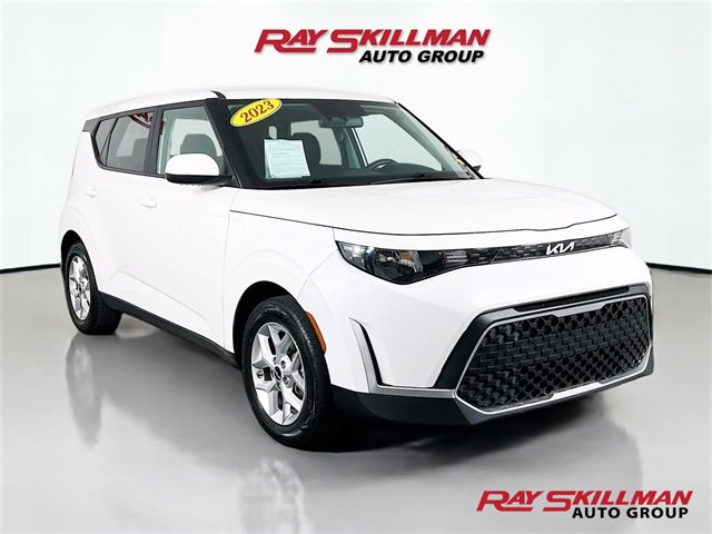 Used 2023 Kia Soul LX w/ Option Group 015