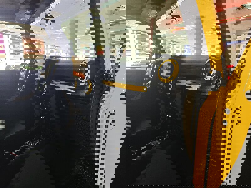 Used 2015 Jeep Wrangler Unlimited Sport w/ Connectivity Group image 8