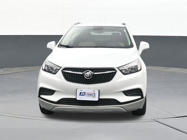 Used 2022 Buick Encore Preferred image 24