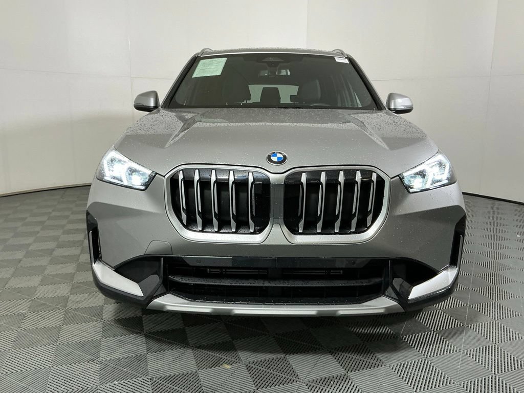 Certified 2025 BMW X1 xDrive28i w/ Convenience Package AWD/4WD image 3