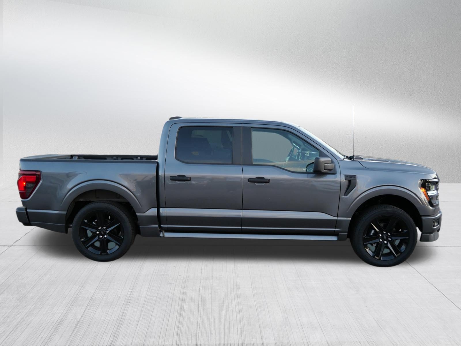 Used 2026 Ford F150 STX w/ F-150 LOBO Package AWD/4WD image 8