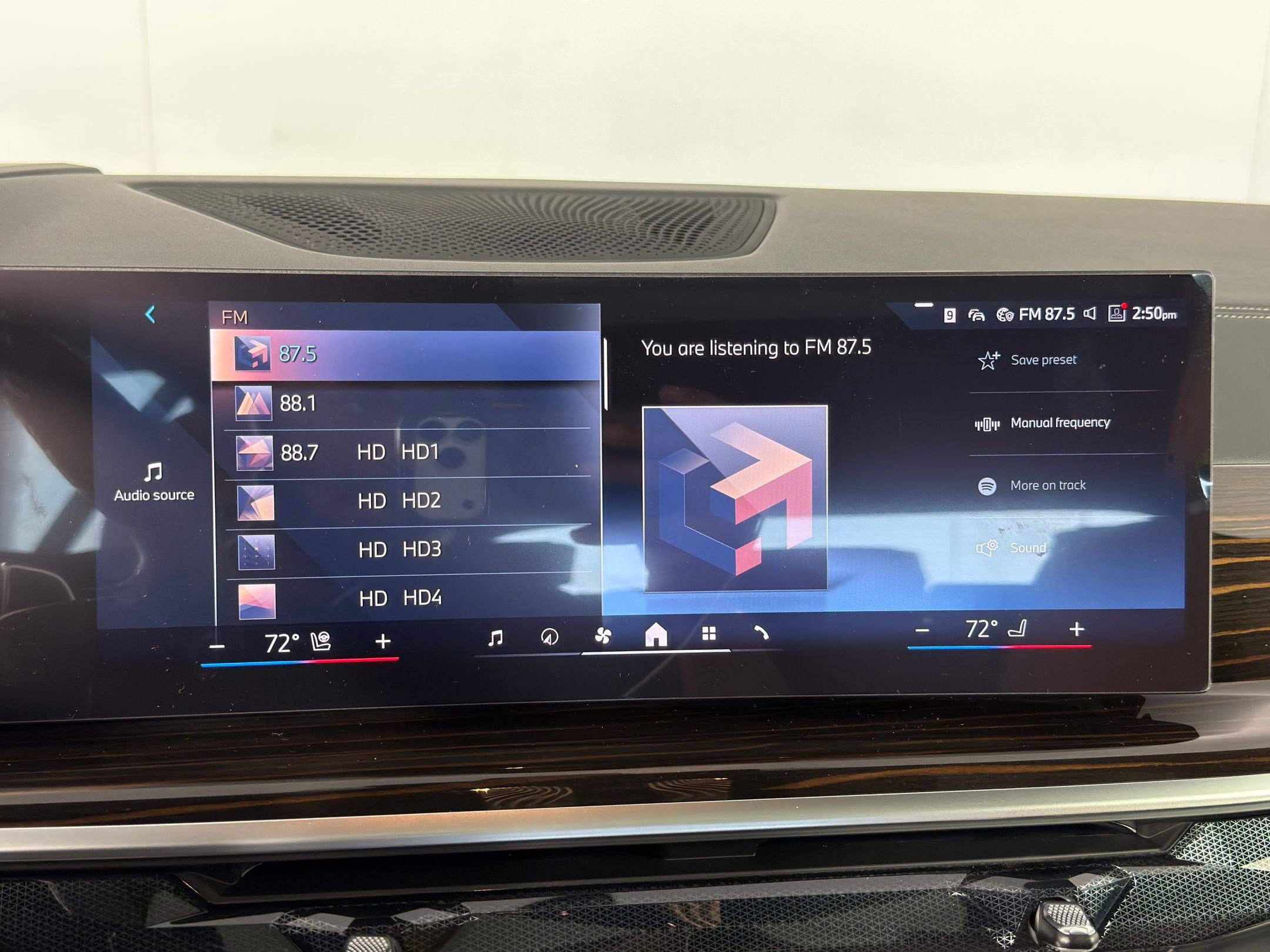 New 2026 BMW X5 sDrive40i image 25