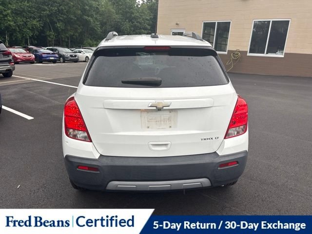Used 2016 Chevrolet Trax LT w/ LT Sun and Sound Package FWD image 6