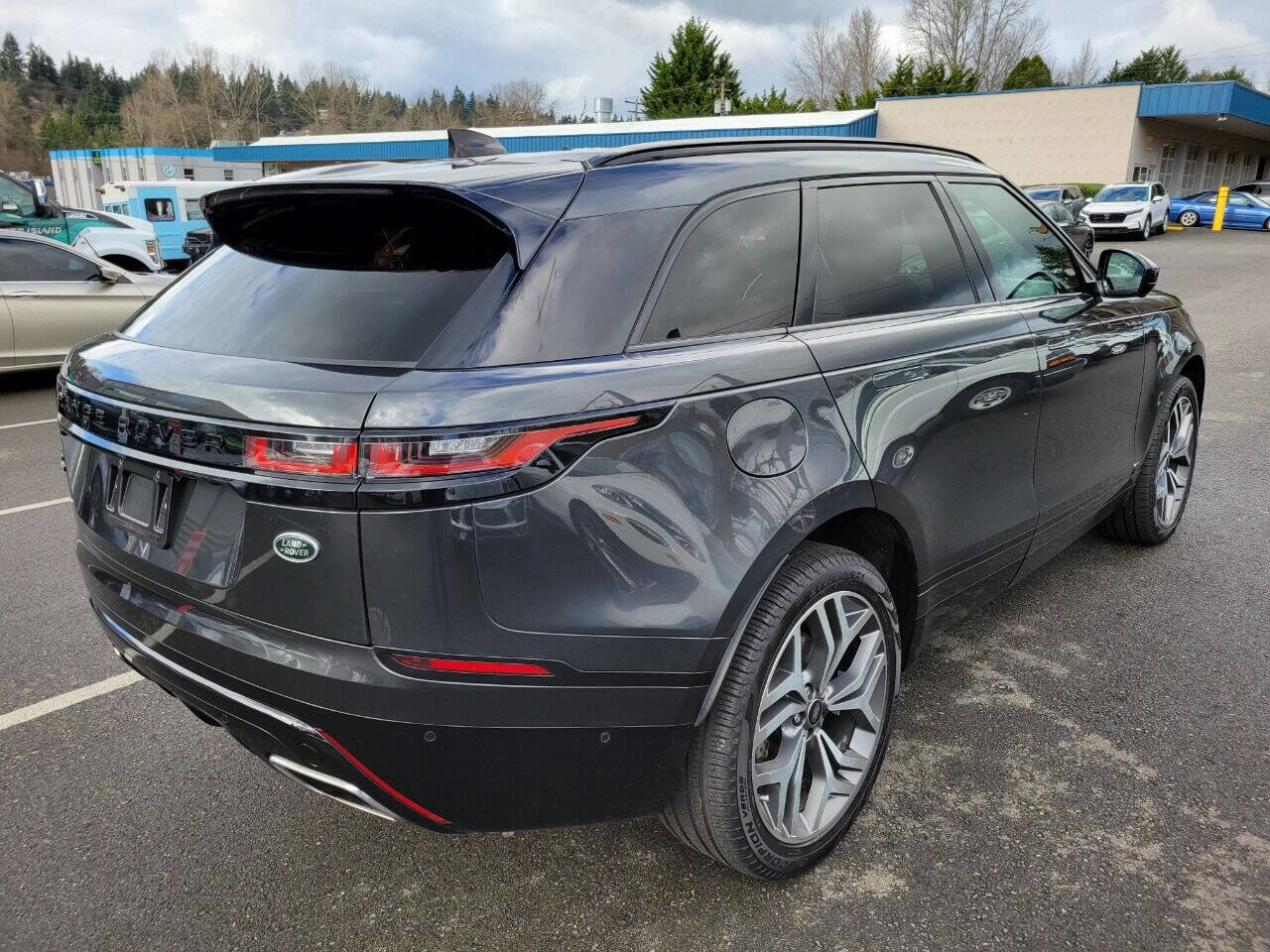 Used 2020 Land Rover Range Rover Velar R-Dynamic HSE image 7