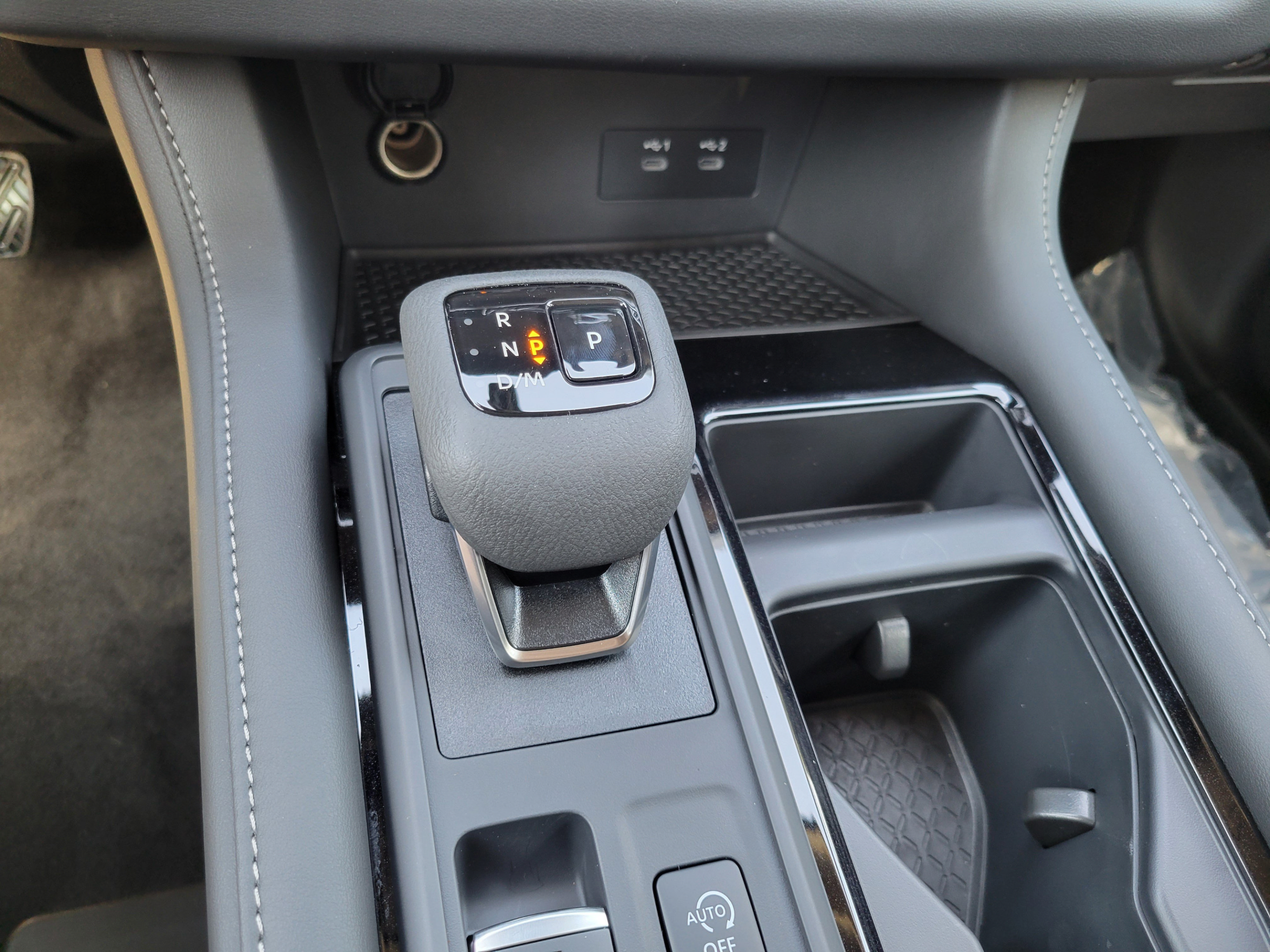 New 2026 Nissan Pathfinder SV w/ Cargo Package FWD image 30