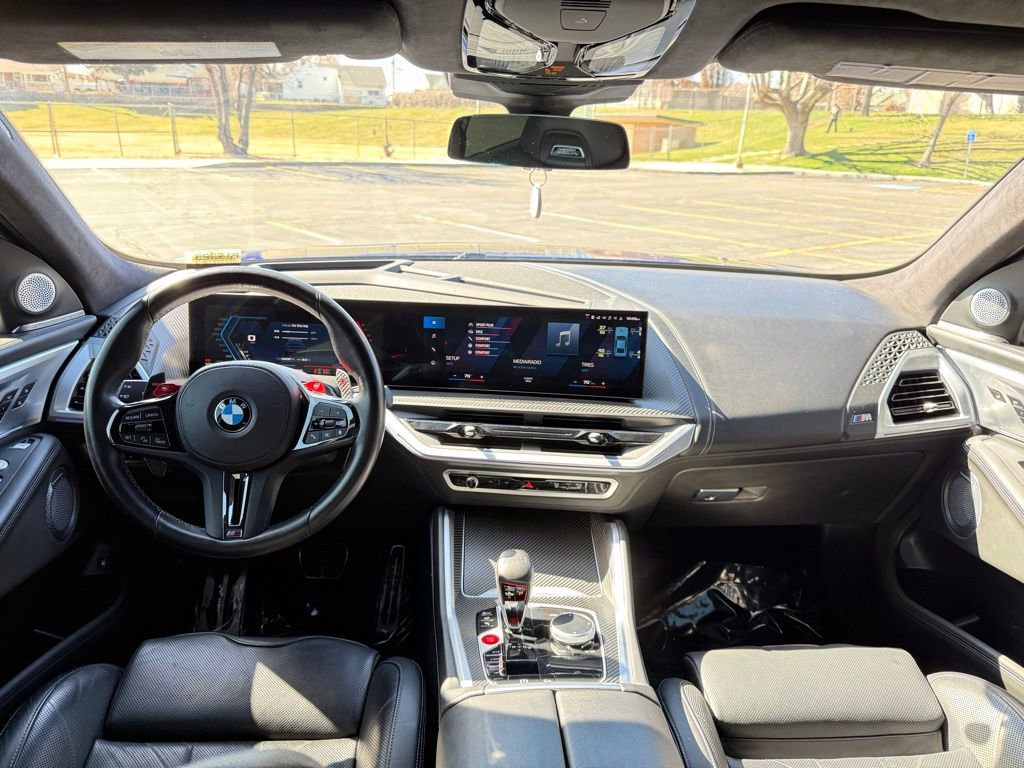 Used 2023 BMW XM image 12