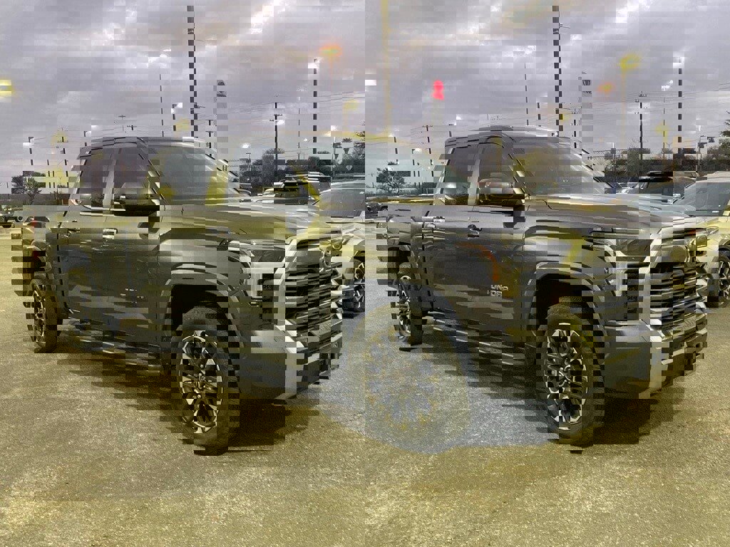 Used 2024 Toyota Tundra Limited w/ Power Package image 3