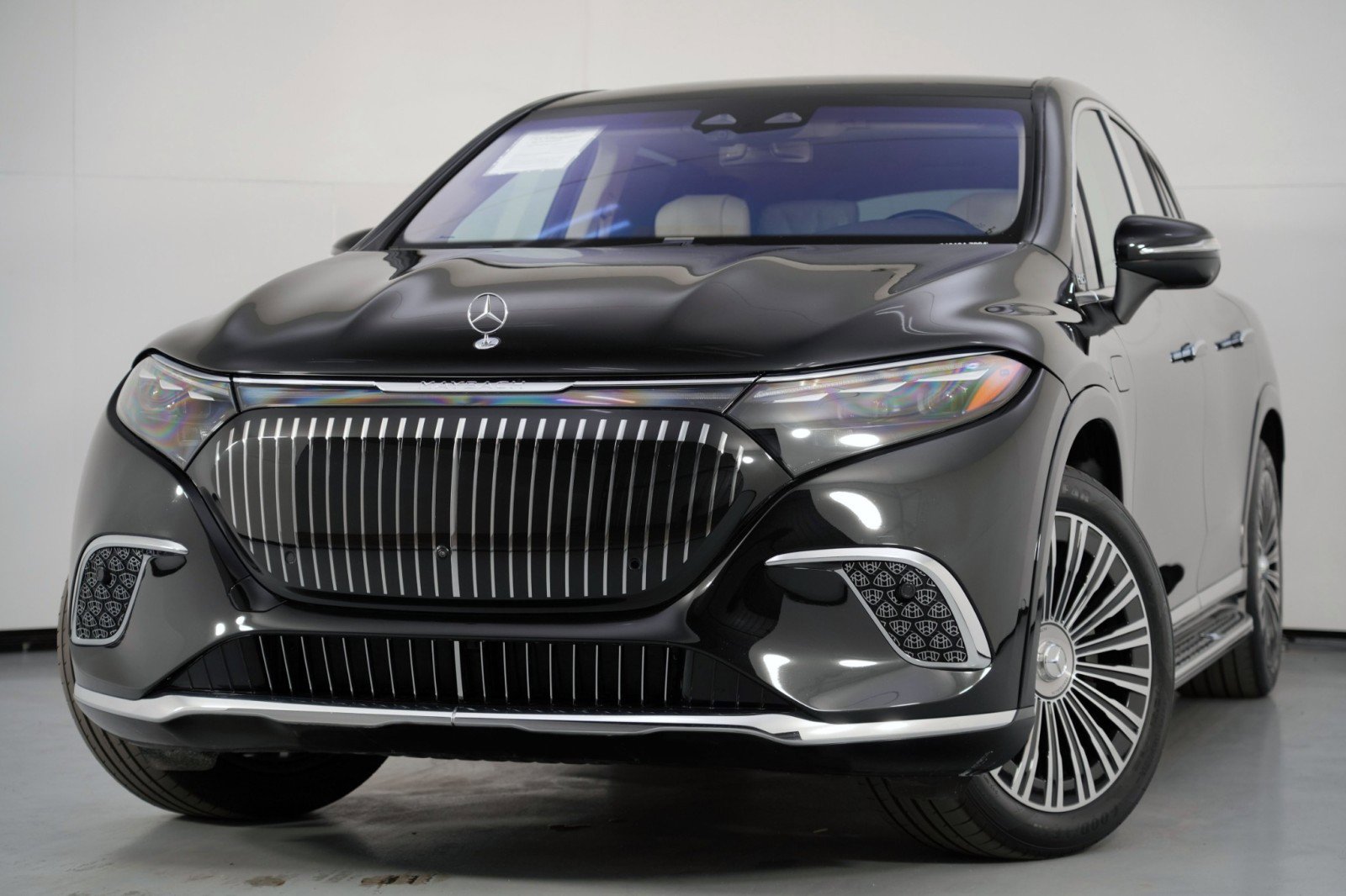 Used 2024 Mercedes-Benz Maybach EQS 680 Maybach EQS 680 image 3