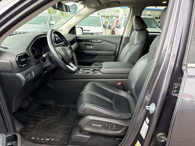 Used 2023 Honda Pilot Touring image 15