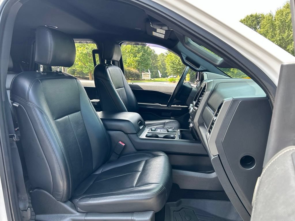 Used 2019 Ford Expedition Max XLT w/ Equipment Group 202A AWD/4WD image 54