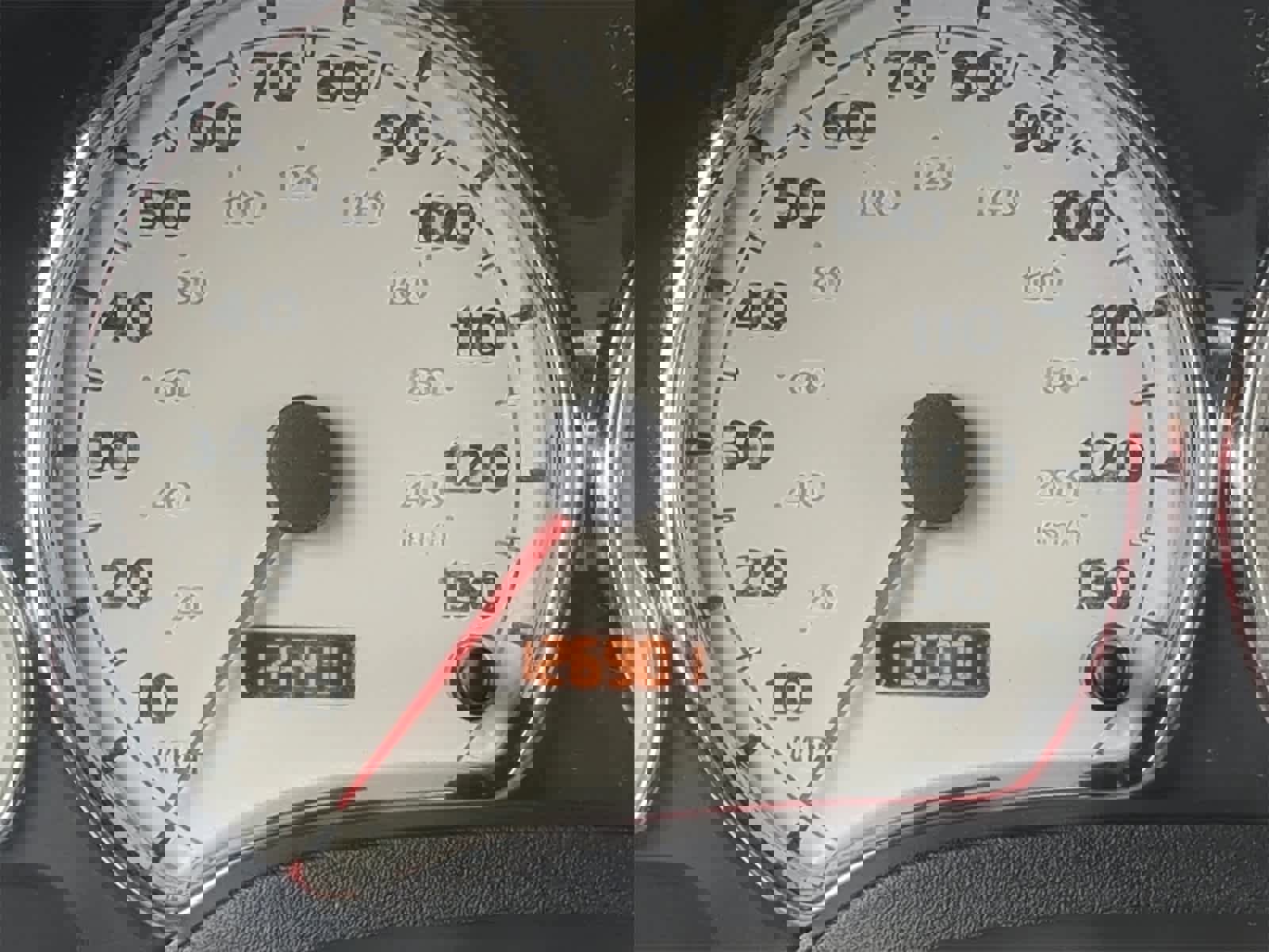 Used 2007 Saturn Vue 2WD V6 w/ Leather Appointments Pkg image 30