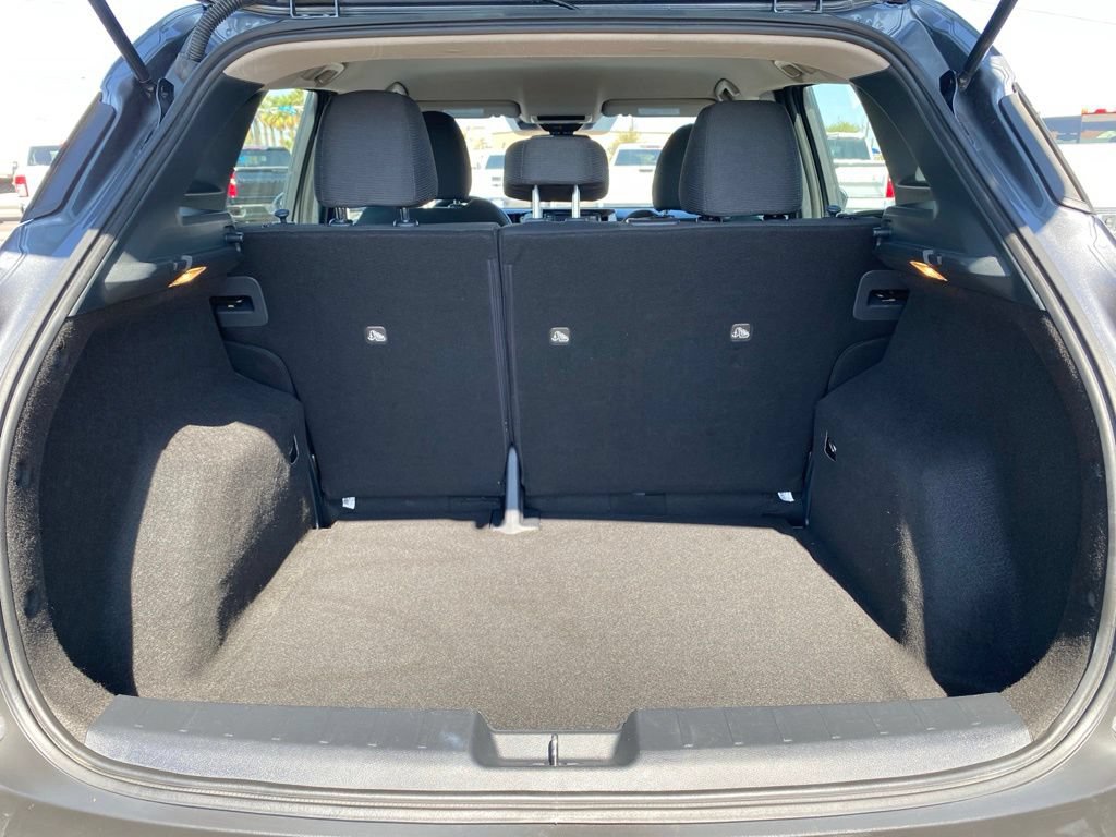 Used 2025 Nissan Kicks S FWD image 16